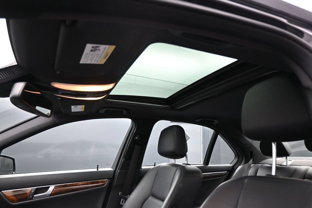 Used 2013 Mercedes-Benz C 300 4MATIC Sedan image 10