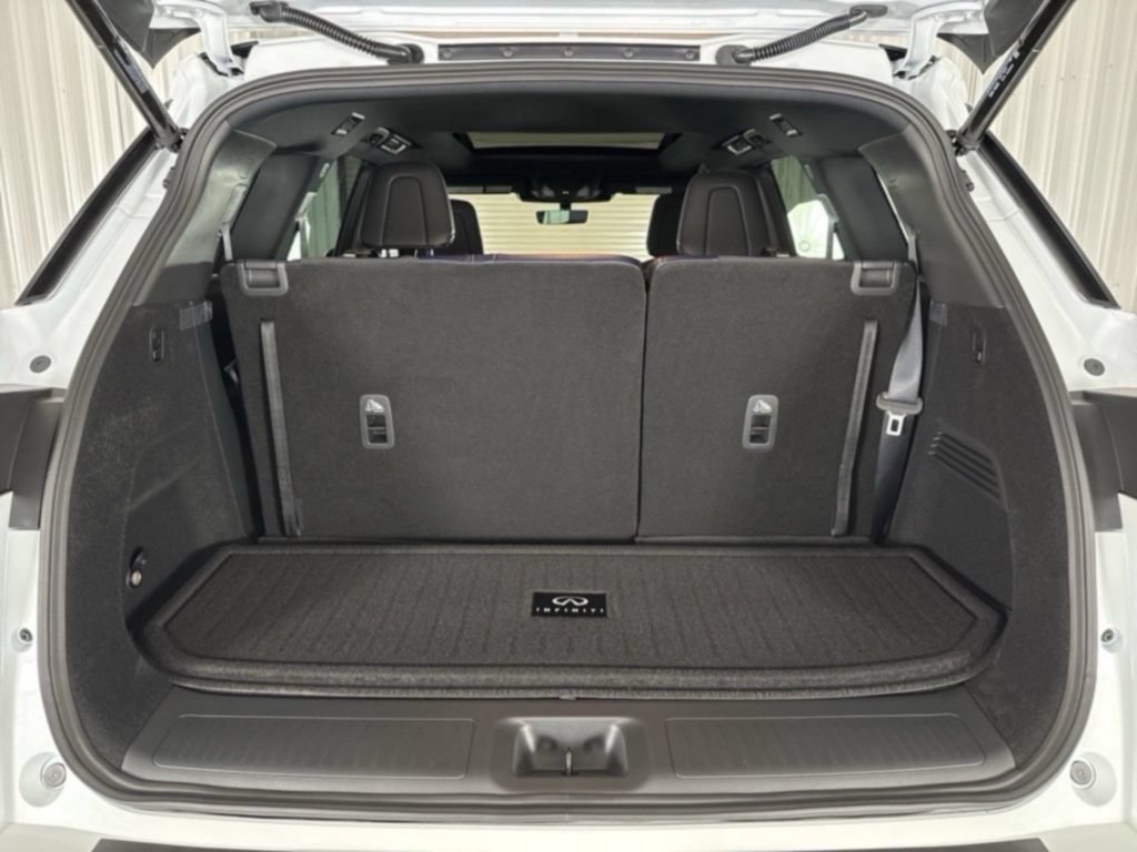 Certified 2026 INFINITI QX60 Sport w/ Dark Cargo Package AWD/4WD image 34