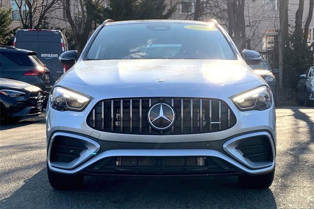 Used 2025 Mercedes-Benz GLA 35 AMG 4MATIC image 2
