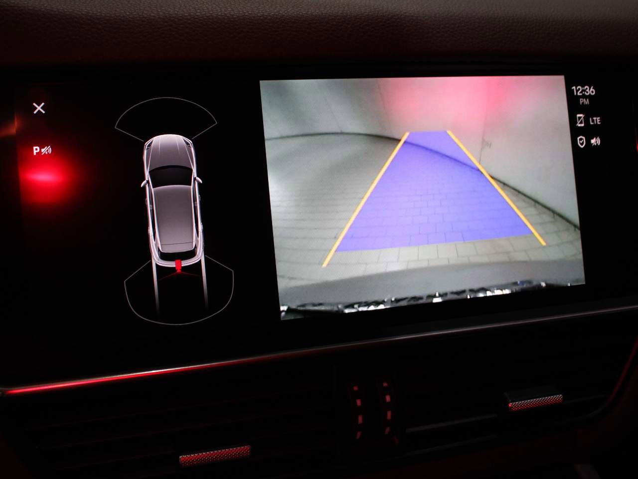 Used 2022 Porsche Cayenne image 20