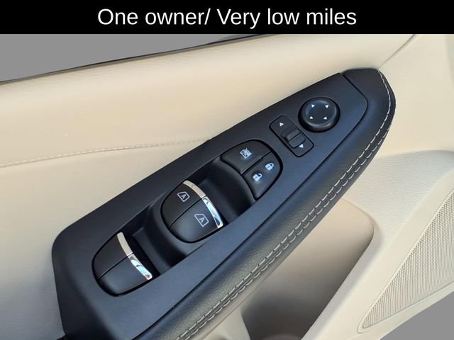 Used 2023 Nissan Maxima Platinum w/ Sport Mat Group FWD image 17