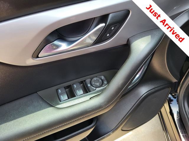 Used 2025 Chevrolet Blazer LT FWD image 14
