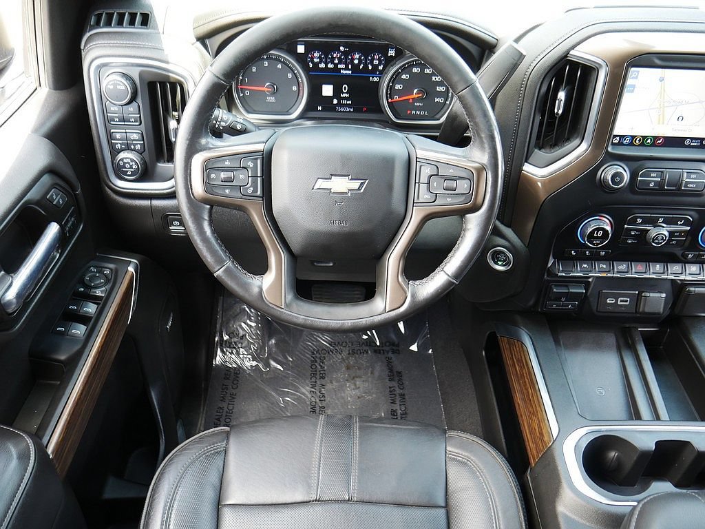 Used 2022 Chevrolet Silverado 1500 High Country w/ Technology Package AWD/4WD image 18