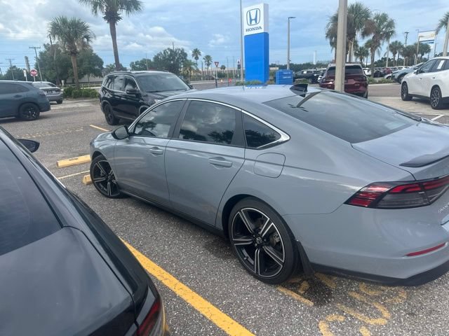 Used 2023 Honda Accord Sport image 11