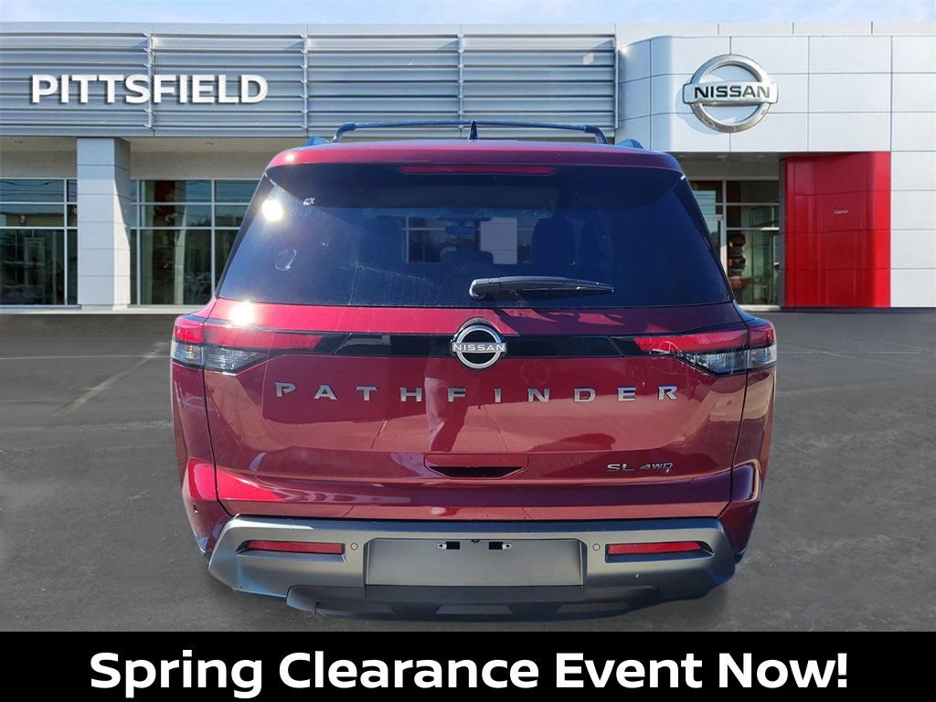 New 2026 Nissan Pathfinder SL image 4