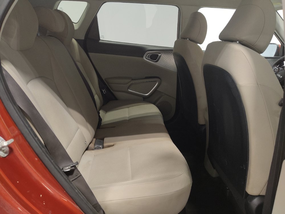 Used 2022 Kia Soul LX FWD image 19