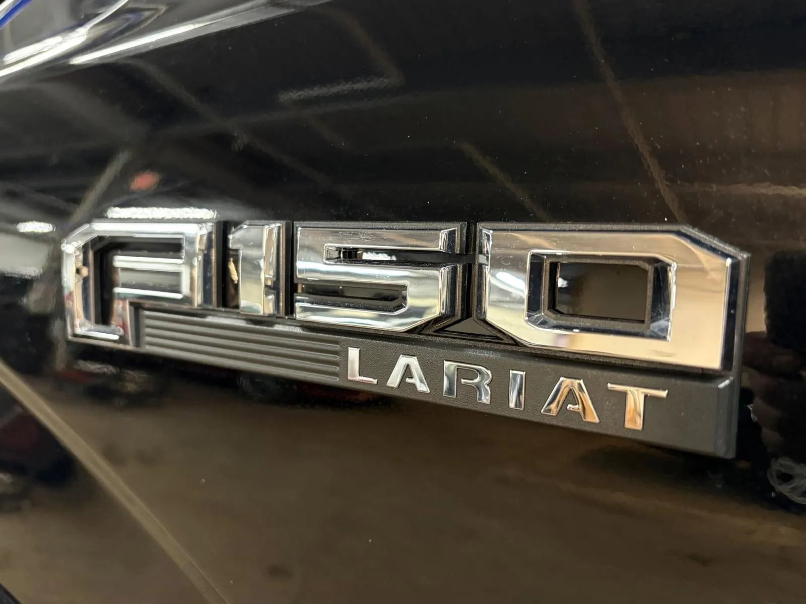 Used 2018 Ford F150 Lariat w/ Equipment Group 502A Luxury AWD/4WD image 42