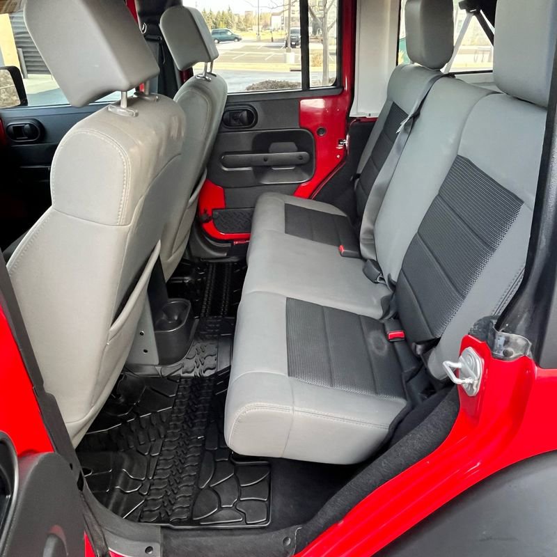 Used 2010 Jeep Wrangler Unlimited Sport w/ PWR Convenience Group image 14