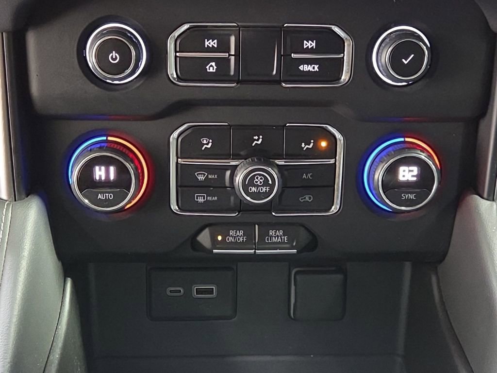 Used 2023 Chevrolet Suburban LS AWD/4WD image 25