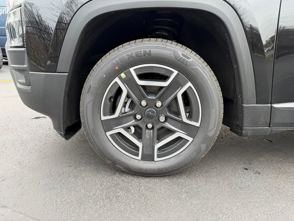 New 2026 Jeep Cherokee Limited image 9