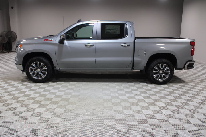 New 2026 Chevrolet Silverado 1500 LT AWD/4WD image 8