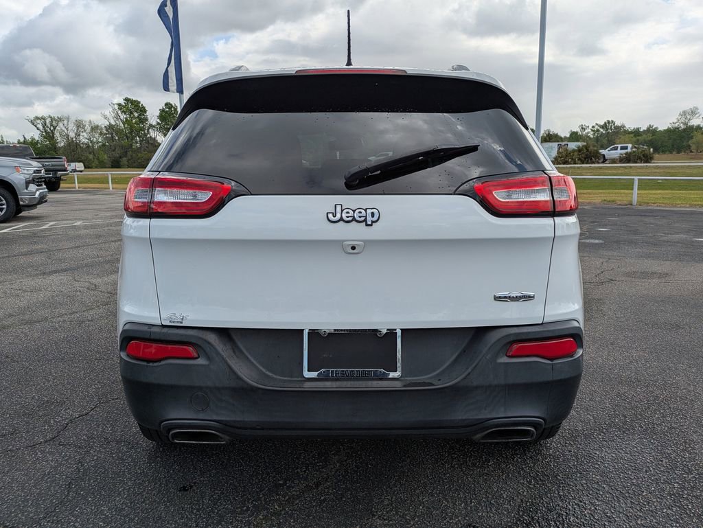 Used 2017 Jeep Cherokee Latitude w/ Comfort & Sound Group image 6