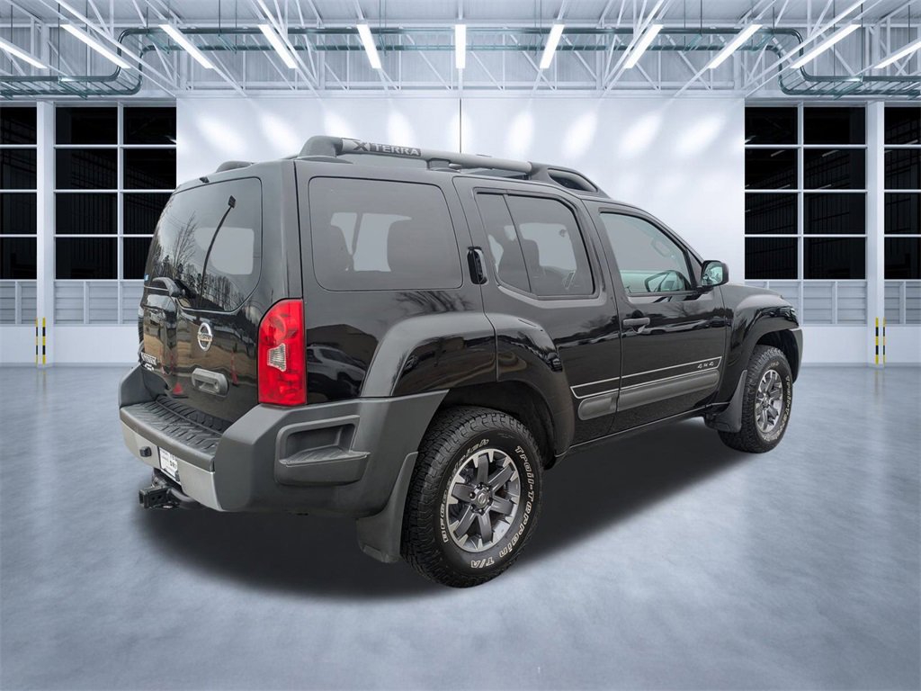 Used 2015 Nissan Xterra S w/ Value Package image 4
