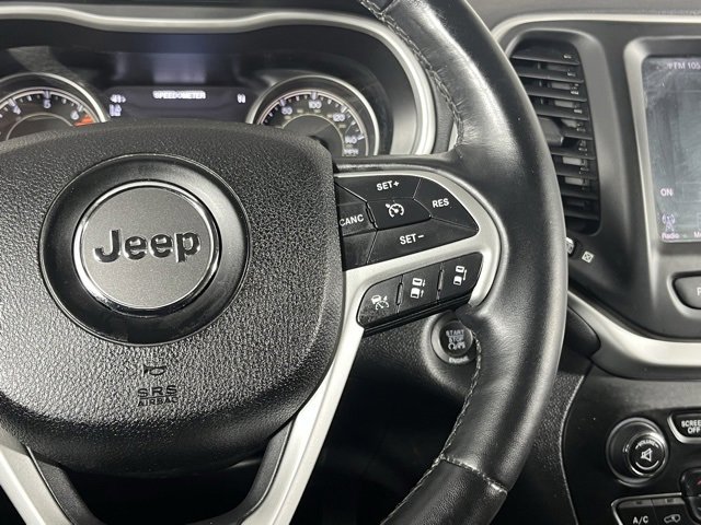 Used 2016 Jeep Cherokee Limited w/ Luxury Group image 15