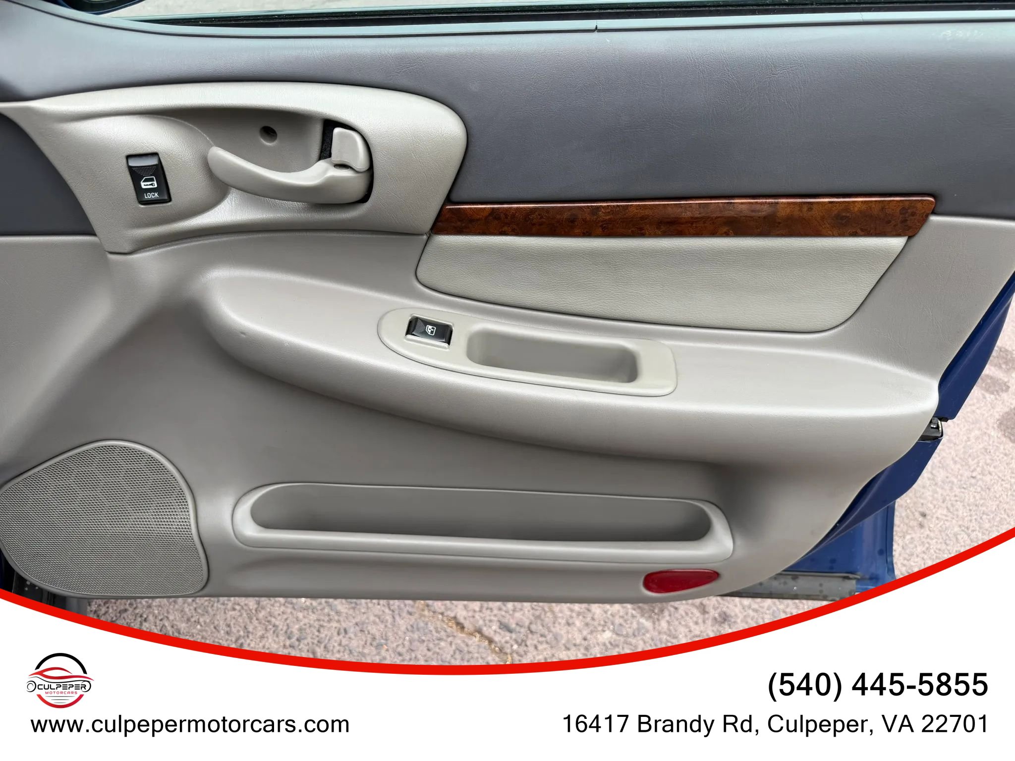 Used 2004 Chevrolet Impala w/ Preferred Equipment Group FWD image 16