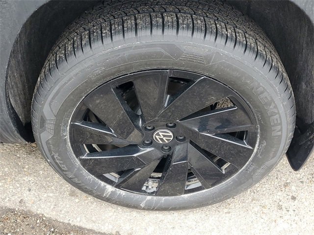 New 2025 Volkswagen Atlas SE image 5