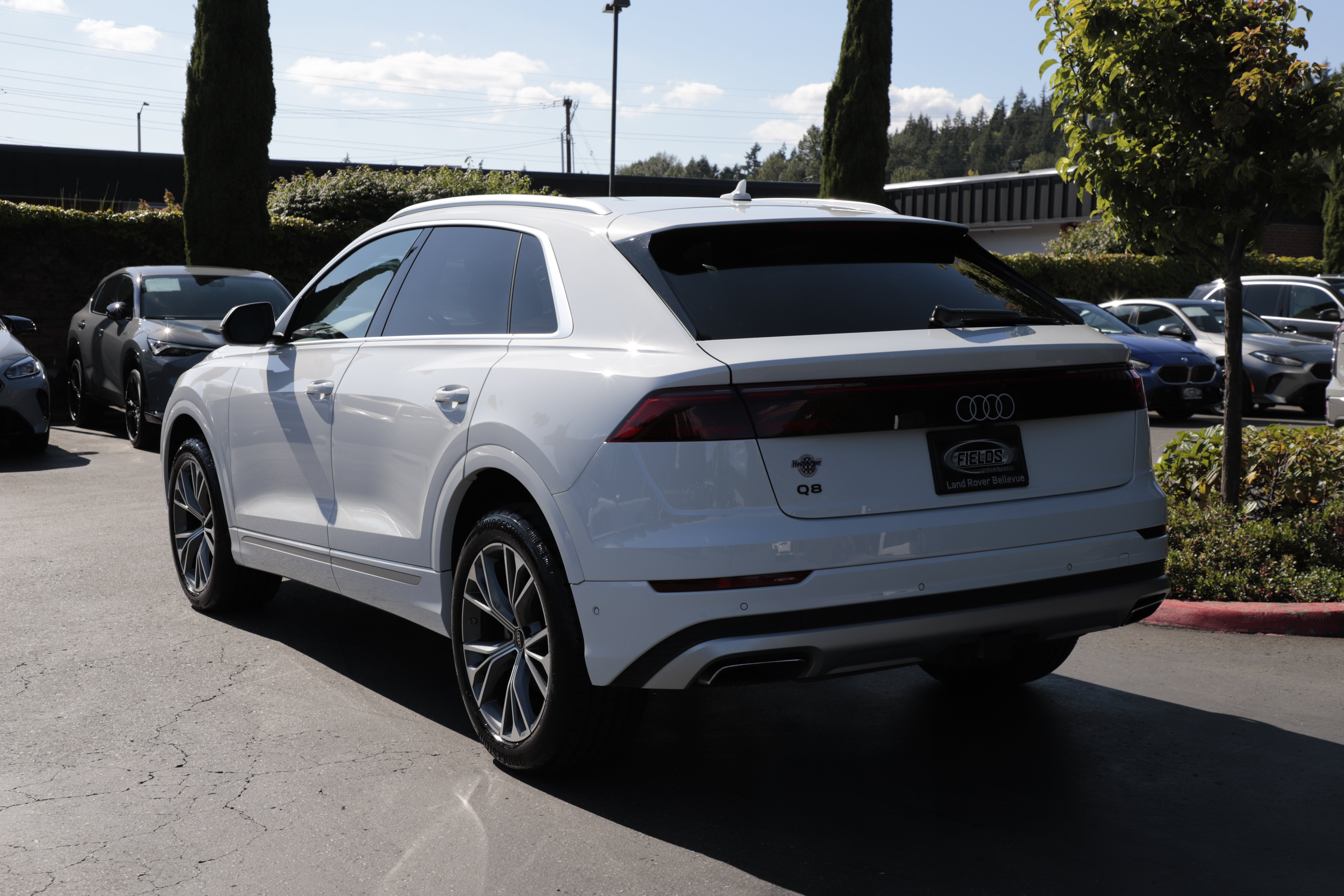Used 2024 Audi Q8 Premium Plus AWD/4WD image 4