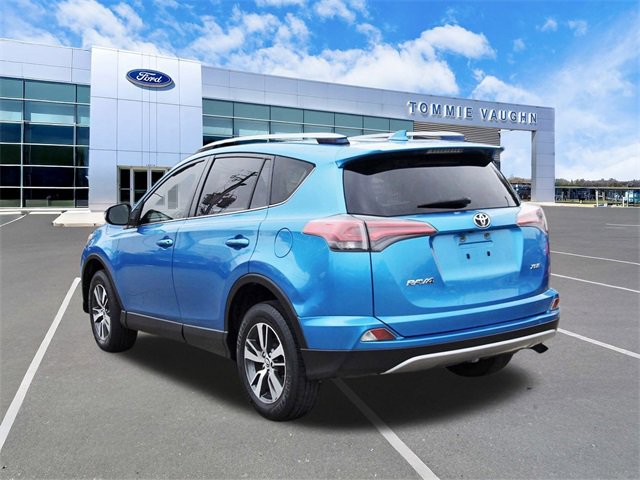 Used 2018 Toyota RAV4 XLE w/ Plus Extra Value Package image 2