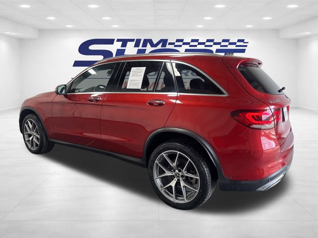 Used 2022 Mercedes-Benz GLC 300 4MATIC w/ AMG Line image 7