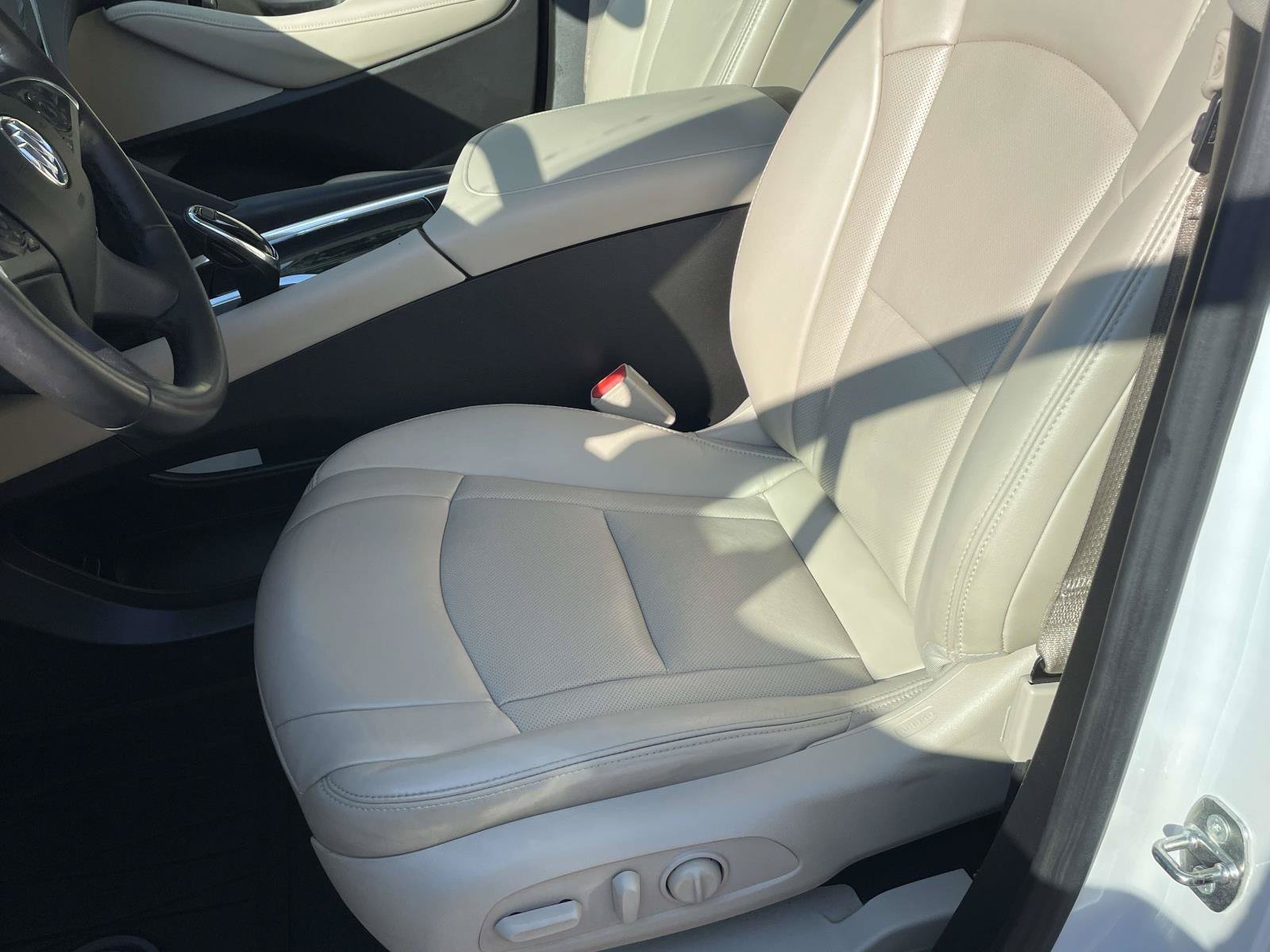 Certified 2018 Buick Enclave Premium w/ Experience Buick Package AWD/4WD image 14