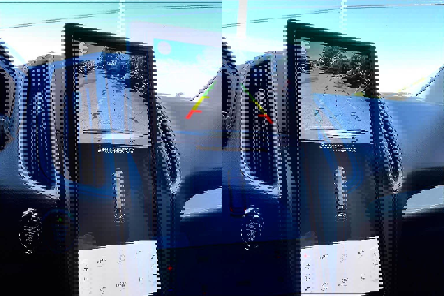 Used 2022 Ford Edge SE image 25