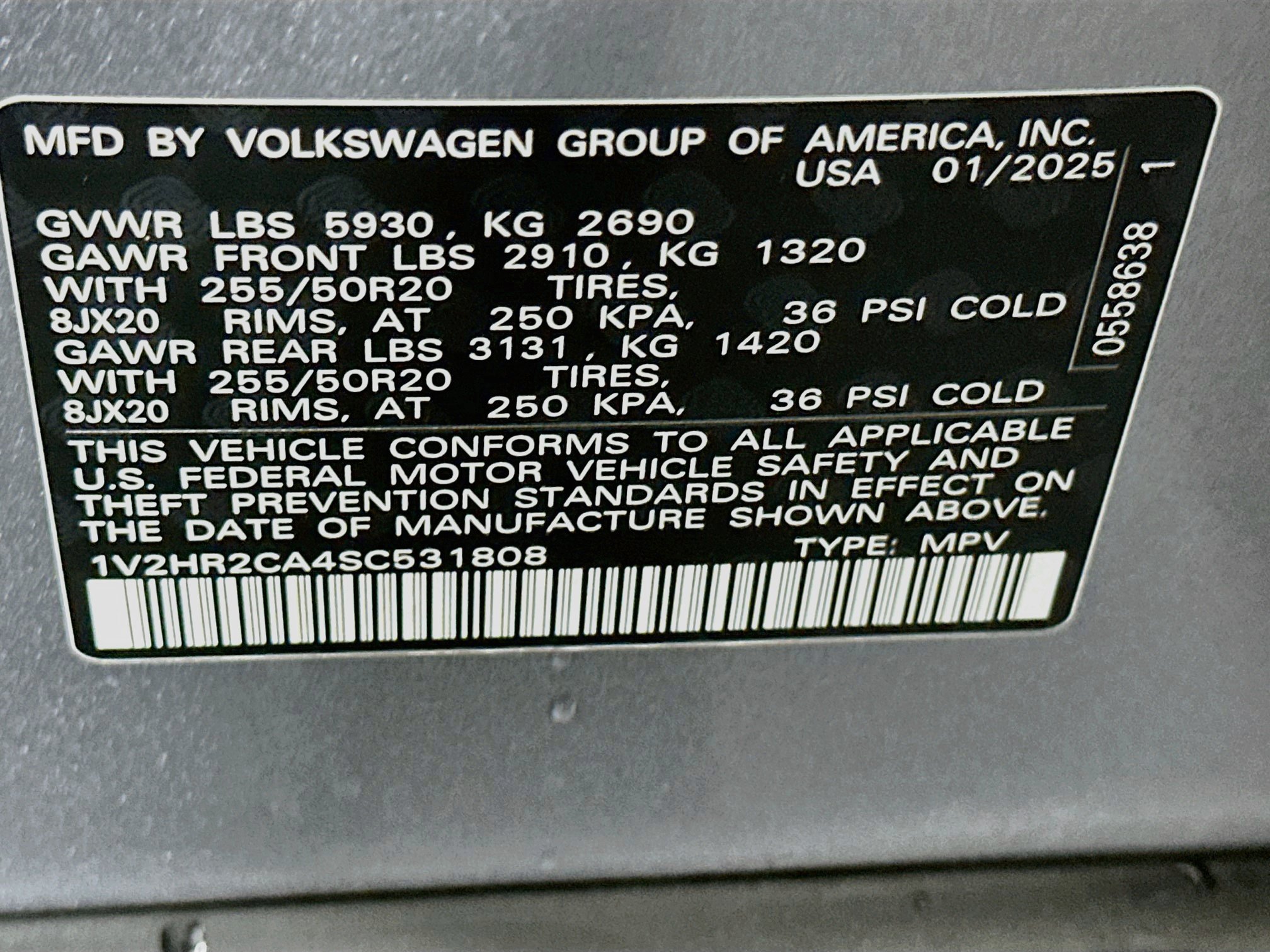 Used 2025 Volkswagen Atlas SE AWD/4WD image 12