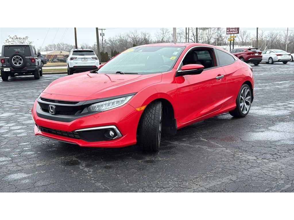 Used 2019 Honda Civic Touring image 3