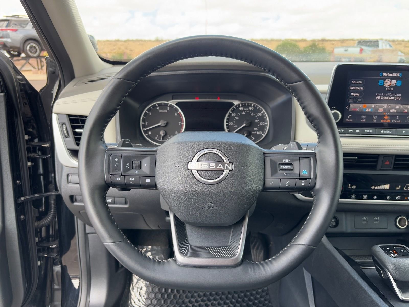 Certified 2025 Nissan Rogue SV image 18