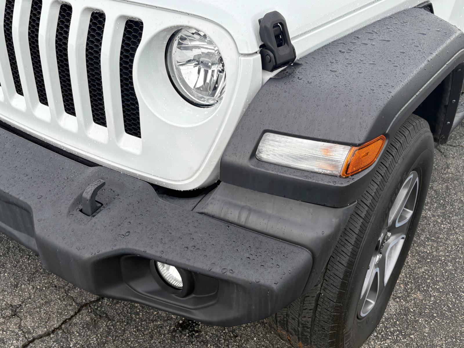 Used 2022 Jeep Wrangler Unlimited Sport AWD/4WD image 12