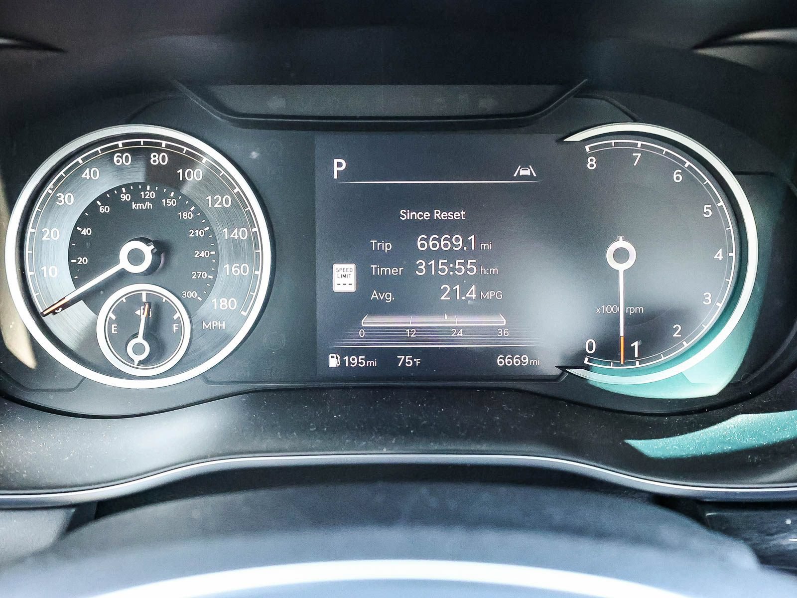 Used 2026 Genesis G70 2.5T Prestige RWD image 27