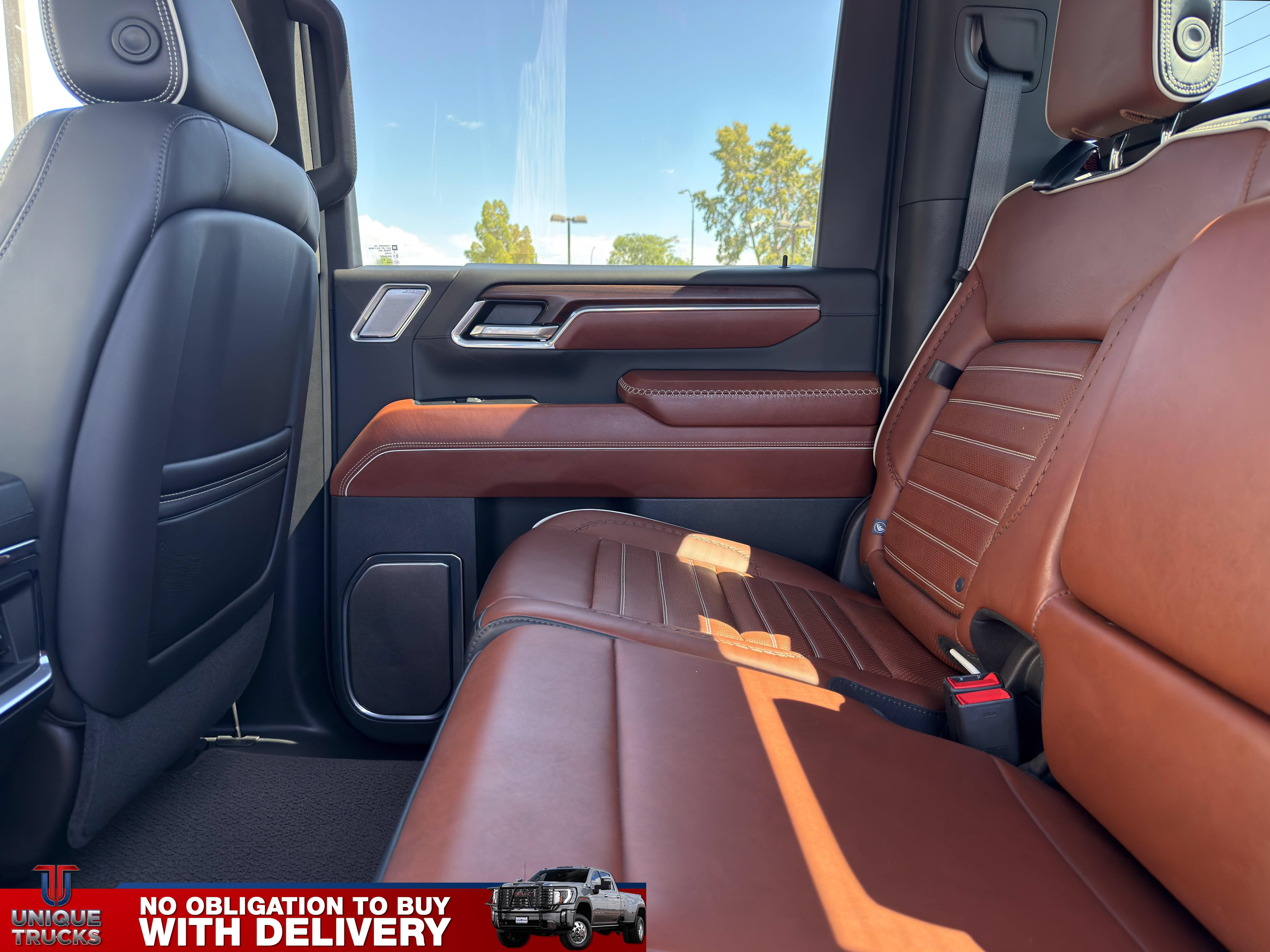 Used 2024 GMC Sierra 3500 Denali Ultimate AWD/4WD image 24