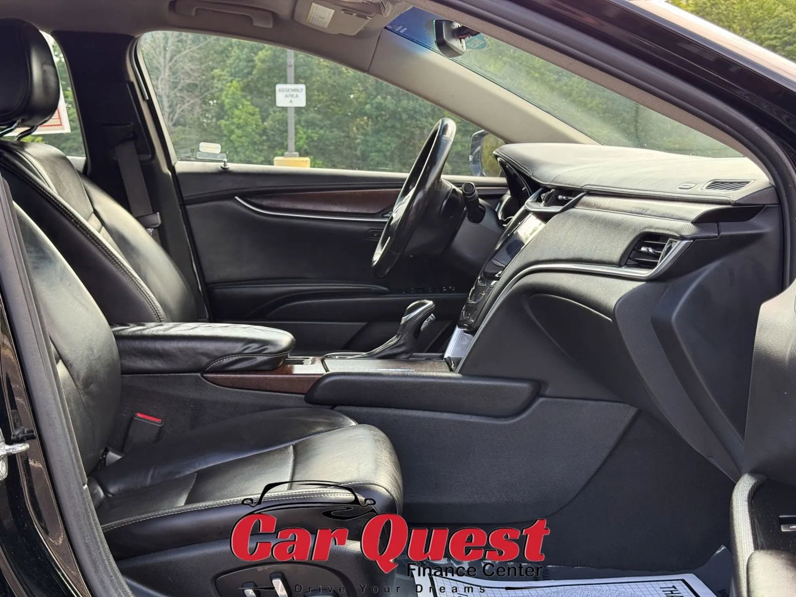 Used 2019 Cadillac XTS Luxury image 17