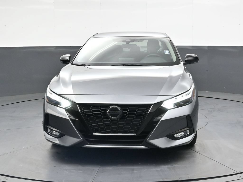 Used 2023 Nissan Sentra SR w/ Midnight Edition Package FWD image 13