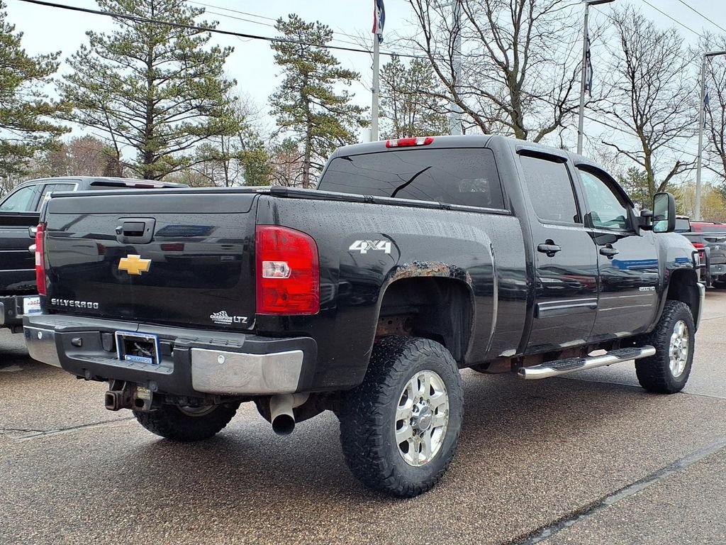 Used 2012 Chevrolet Silverado 2500 LTZ w/ LTZ Plus Package image 4