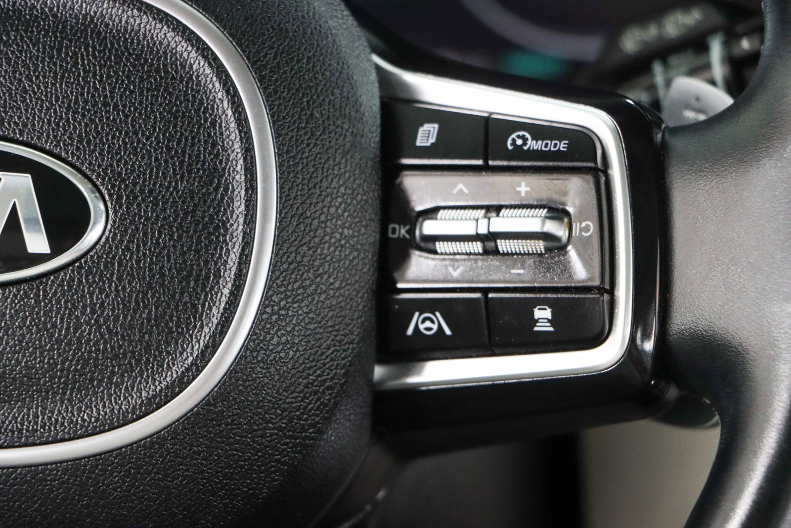 Used 2021 Kia Sorento SX image 14