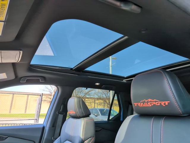 Used 2025 Honda Pilot TrailSport image 18