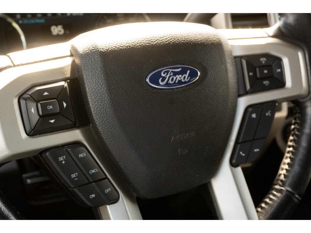 Used 2018 Ford F150 Lariat image 29