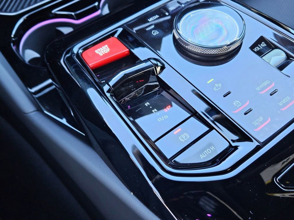 New 2026 BMW M5 w/ Carbon Package image 14