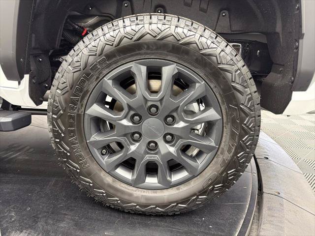 Certified 2026 Toyota 4Runner SR5 AWD/4WD image 16