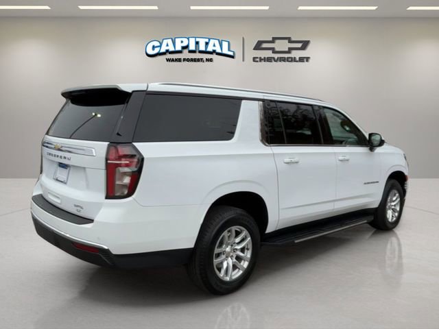 Used 2024 Chevrolet Suburban LT image 5