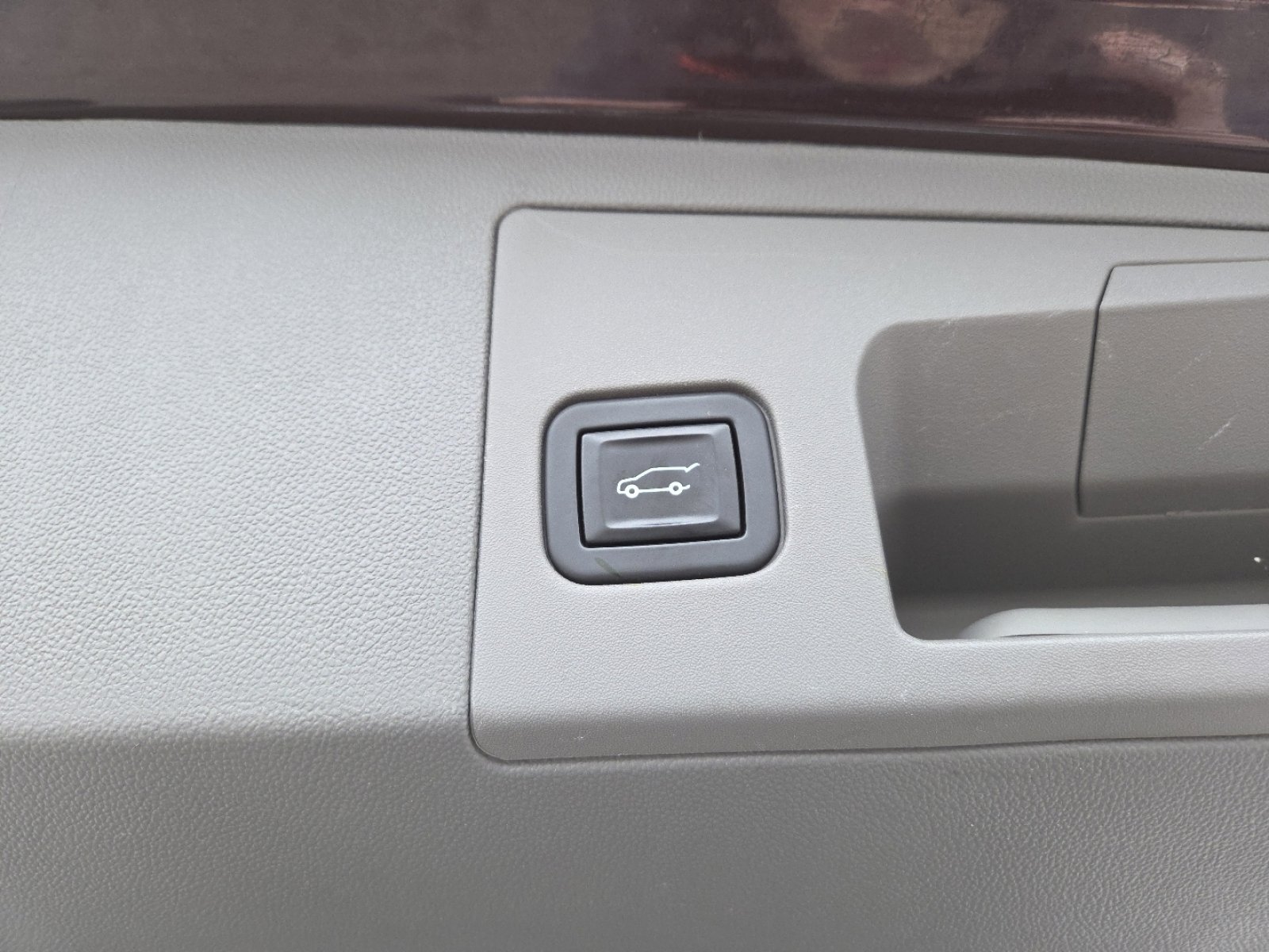 Used 2020 Cadillac XT5 Premium Luxury image 21