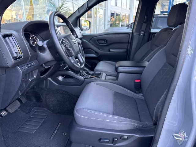 Used 2026 Nissan Frontier SV w/ Tow Package RWD image 10