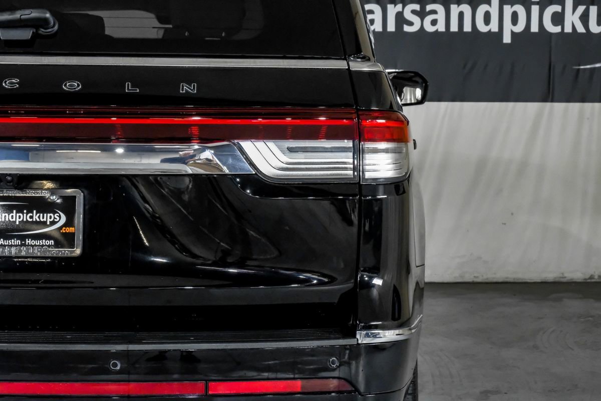 Used 2022 Lincoln Navigator Black Label image 43