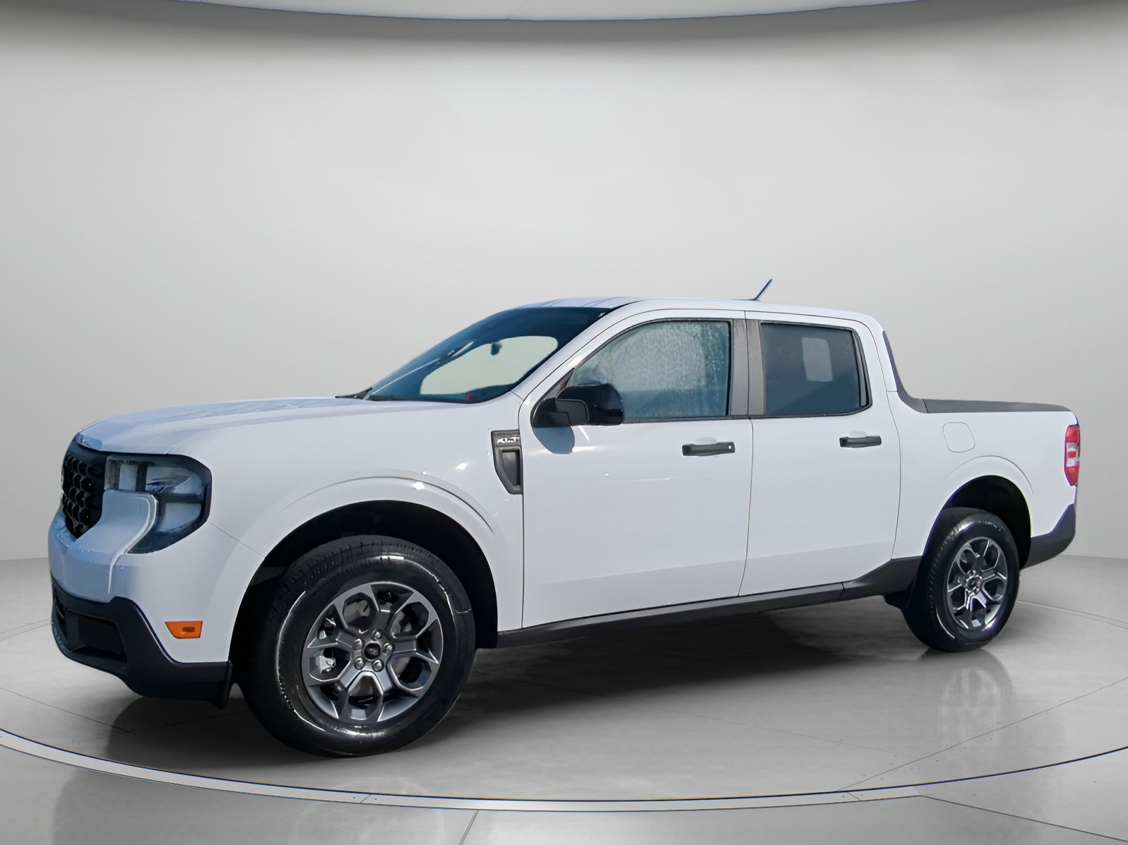 New 2026 Ford Maverick XLT w/ XLT Luxury Package FWD image 10