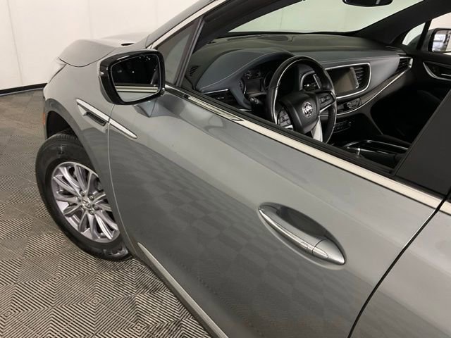 Used 2024 Buick Enclave Essence image 39
