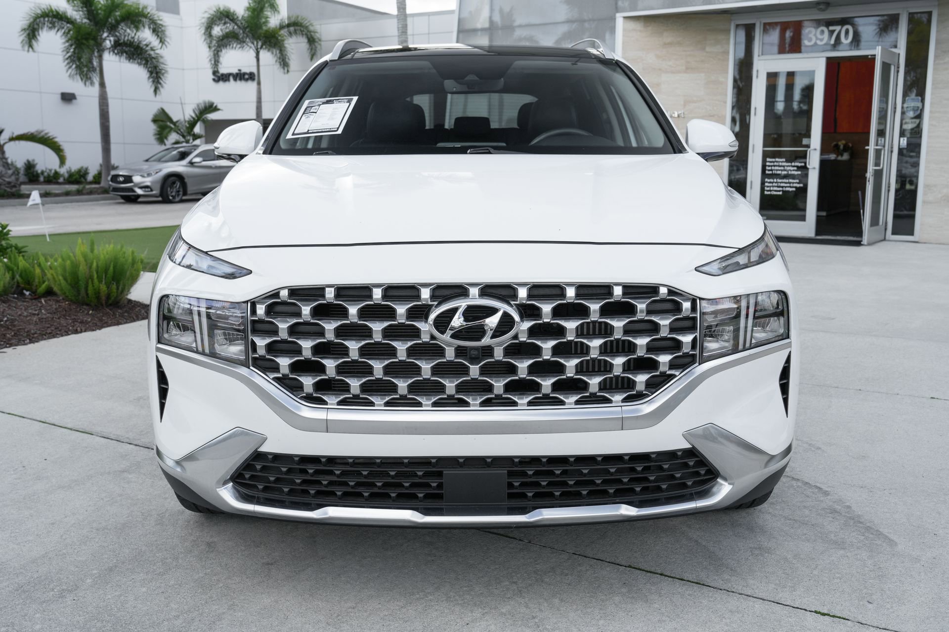 Used 2023 Hyundai Santa Fe SEL Premium w/ Cargo Package image 4