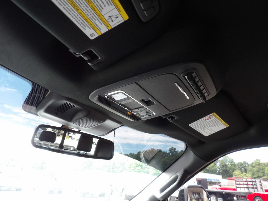 Used 2026 Ford F450 Platinum AWD/4WD image 30