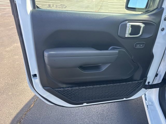 New 2026 Jeep Gladiator Sport image 13