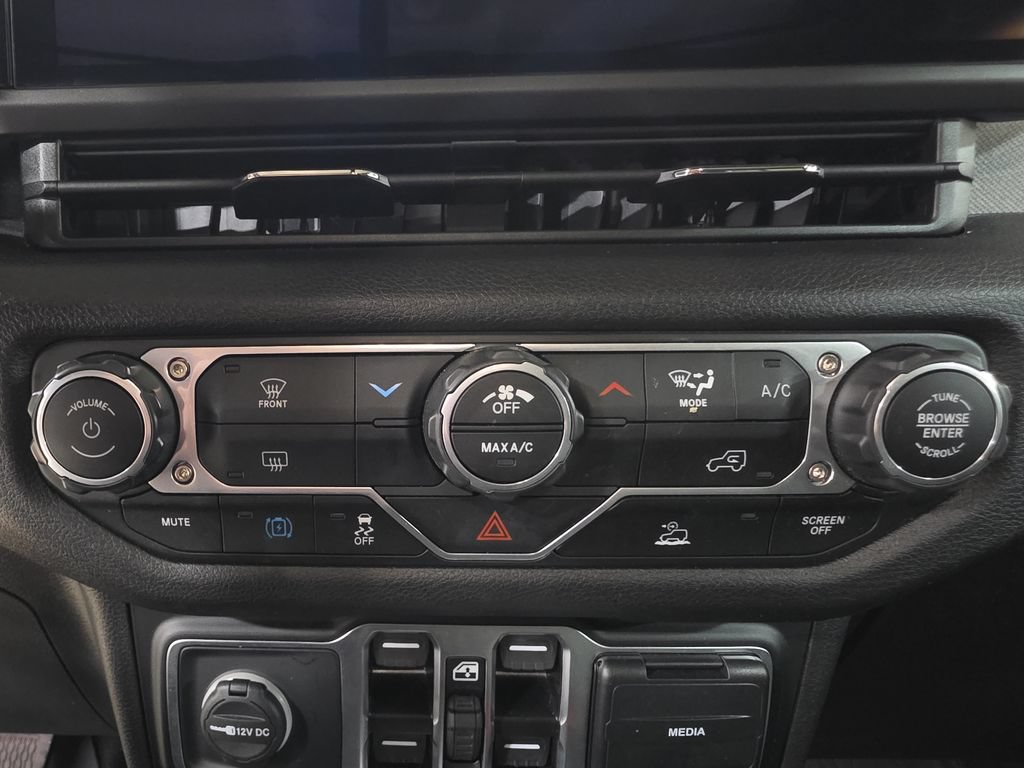 Certified 2025 Jeep Wrangler Unlimited Sport S 4xe AWD/4WD image 23
