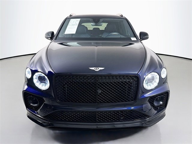 Used 2022 Bentley Bentayga image 2